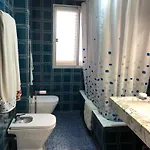 Apartment 100 Metros Roda de Bera